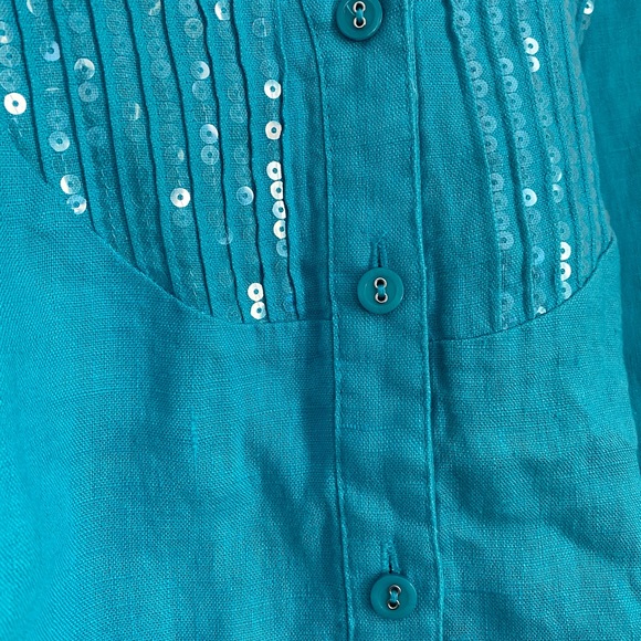 JM • Stunning Turquoise 100% Linen Sequence Pleated Buttoned Top - Picture 4 of 13